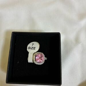 Elegant Pink Stone Silver Ring